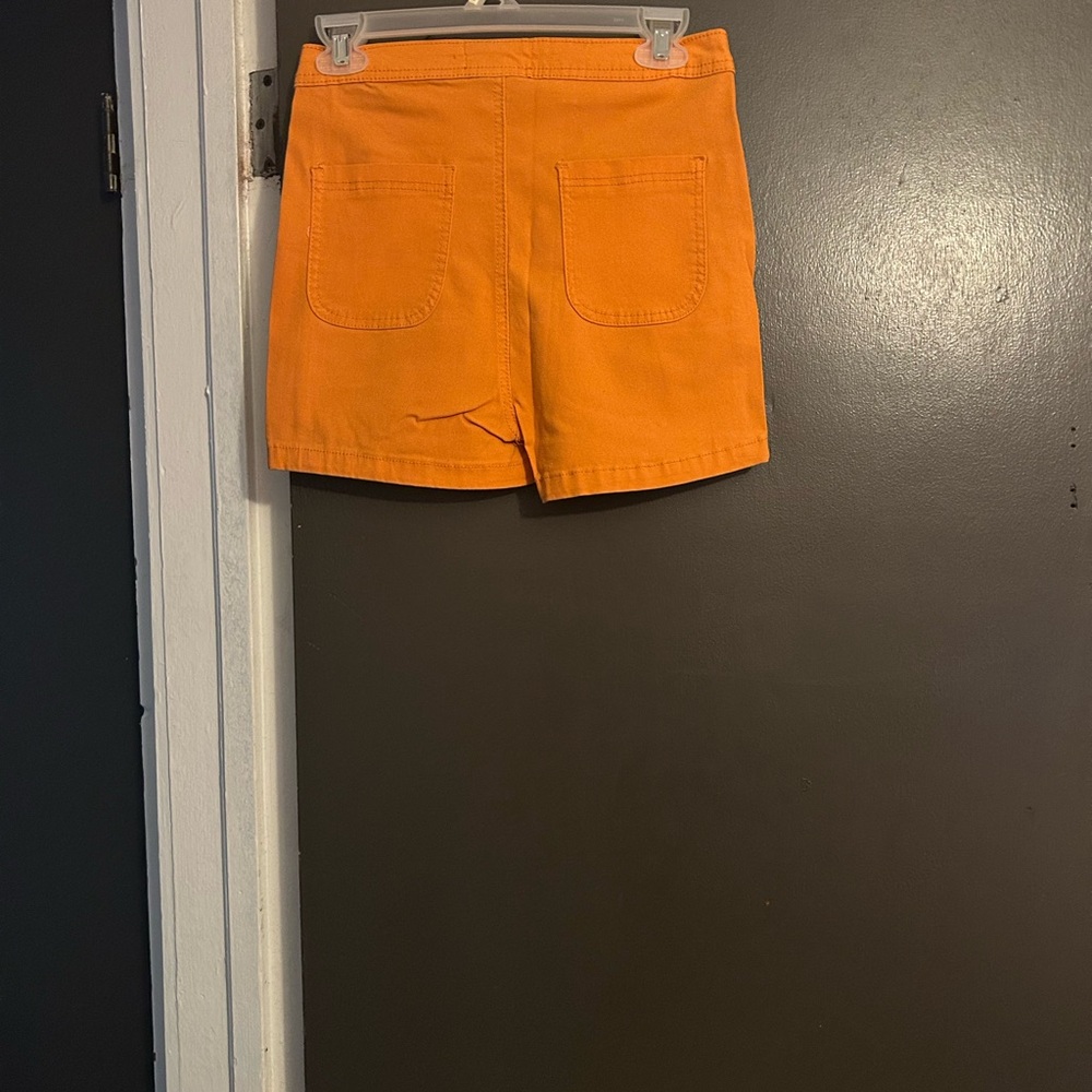 Women’s Shorts - Picture 2 of 2